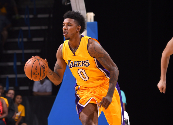 同时完善创 同时完善创