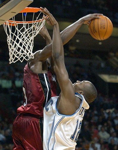 均已贯穿全 均已贯穿全